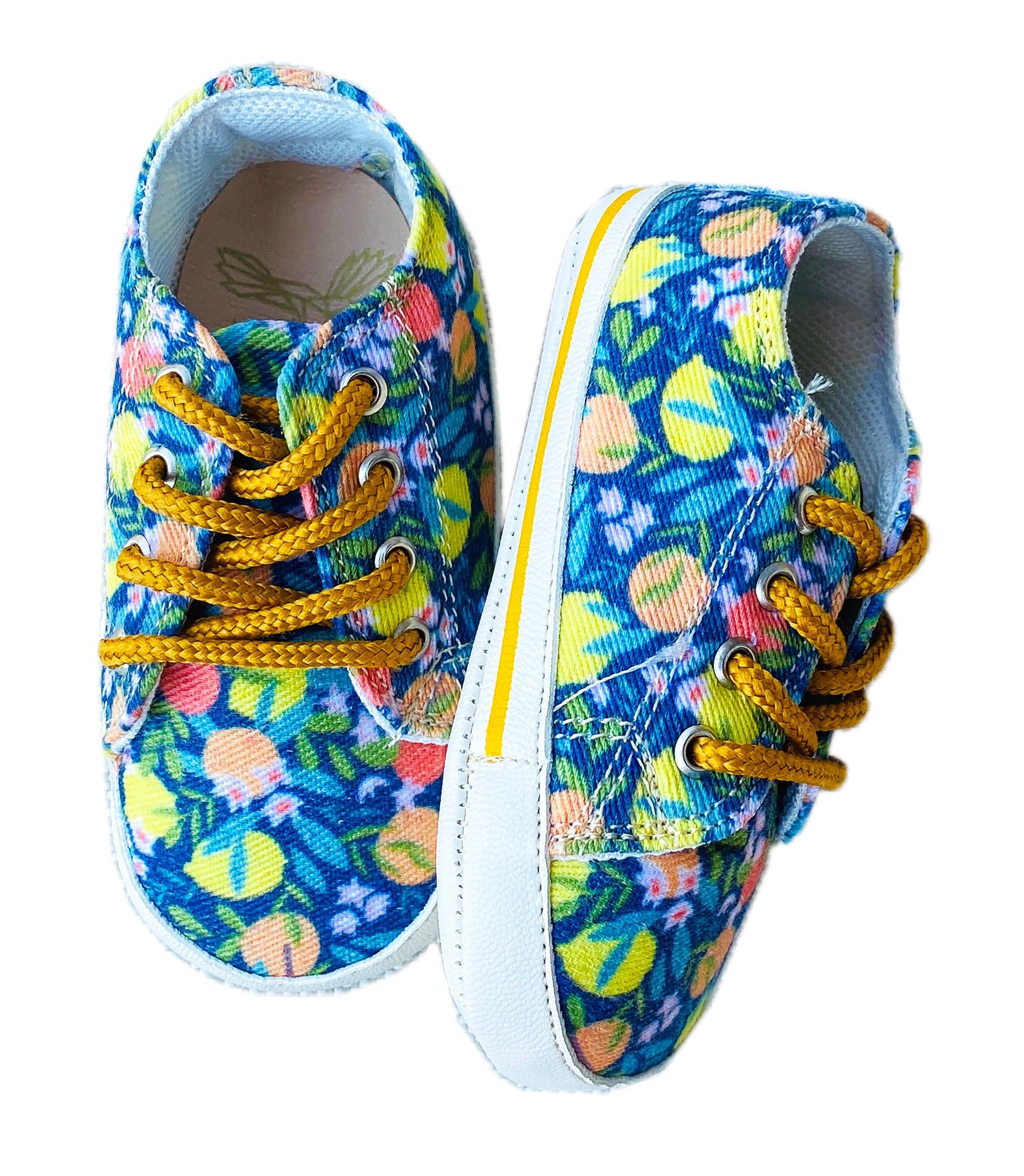 Tenis para beb primeros pasos. Mod. 10A Lemon Editorial